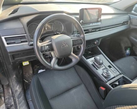 Черный Мицубиси Аутлендер, объемом двигателя 2.4 л и пробегом 65 тыс. км за 20200 $, фото 7 на Automoto.ua