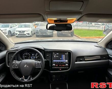 Чорний Міцубісі Аутлендер, об'ємом двигуна 2.5 л та пробігом 132 тис. км за 18140 $, фото 9 на Automoto.ua