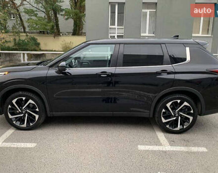 Черный Мицубиси Аутлендер, объемом двигателя 2.49 л и пробегом 70 тыс. км за 21000 $, фото 6 на Automoto.ua