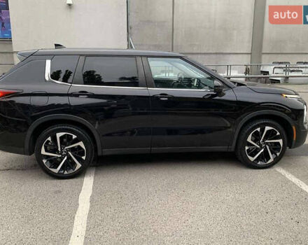 Черный Мицубиси Аутлендер, объемом двигателя 2.49 л и пробегом 70 тыс. км за 21000 $, фото 7 на Automoto.ua