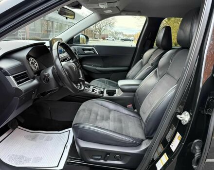 Черный Мицубиси Аутлендер, объемом двигателя 2.5 л и пробегом 13 тыс. км за 12000 $, фото 9 на Automoto.ua