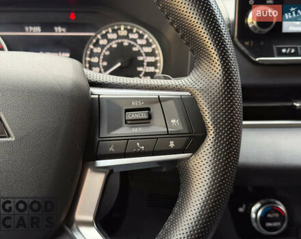 Чорний Міцубісі Аутлендер, об'ємом двигуна 2.49 л та пробігом 8 тис. км за 32000 $, фото 27 на Automoto.ua