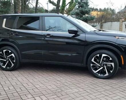 Черный Мицубиси Аутлендер, объемом двигателя 2.5 л и пробегом 69 тыс. км за 24500 $, фото 3 на Automoto.ua