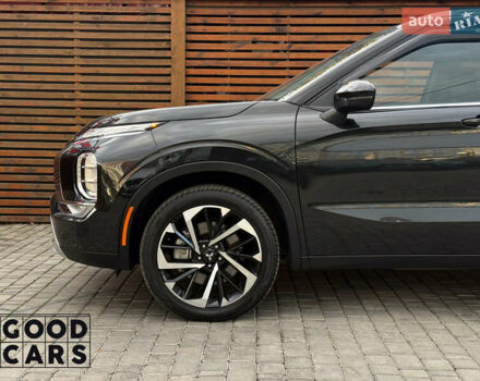 Чорний Міцубісі Аутлендер, об'ємом двигуна 2.49 л та пробігом 8 тис. км за 32000 $, фото 12 на Automoto.ua