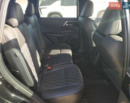 Черный Мицубиси Аутлендер, объемом двигателя 2.49 л и пробегом 85 тыс. км за 9000 $, фото 10 на Automoto.ua