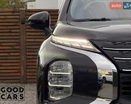 Чорний Міцубісі Аутлендер, об'ємом двигуна 2.49 л та пробігом 8 тис. км за 32000 $, фото 9 на Automoto.ua