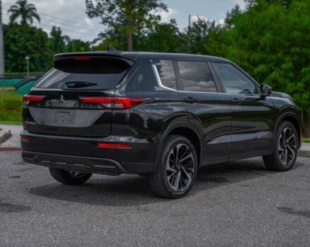 Черный Мицубиси Аутлендер, объемом двигателя 2.5 л и пробегом 10 тыс. км за 8000 $, фото 5 на Automoto.ua