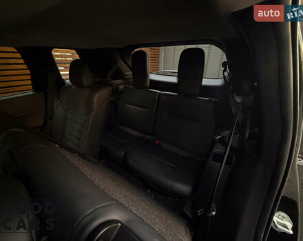 Чорний Міцубісі Аутлендер, об'ємом двигуна 2.49 л та пробігом 8 тис. км за 32000 $, фото 24 на Automoto.ua