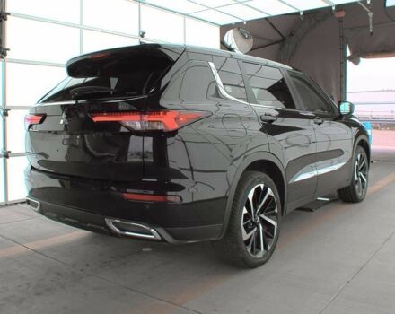 Черный Мицубиси Аутлендер, объемом двигателя 2.4 л и пробегом 65 тыс. км за 20200 $, фото 5 на Automoto.ua