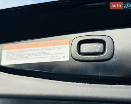 Черный Мицубиси Аутлендер, объемом двигателя 2.36 л и пробегом 64 тыс. км за 29900 $, фото 12 на Automoto.ua