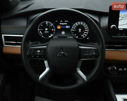 Черный Мицубиси Аутлендер, объемом двигателя 2.36 л и пробегом 20 тыс. км за 37400 $, фото 30 на Automoto.ua