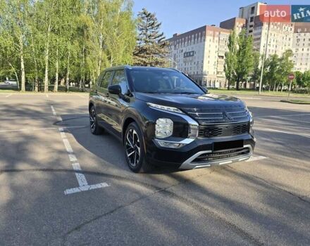 Черный Мицубиси Аутлендер, объемом двигателя 2.36 л и пробегом 37 тыс. км за 37000 $, фото 17 на Automoto.ua