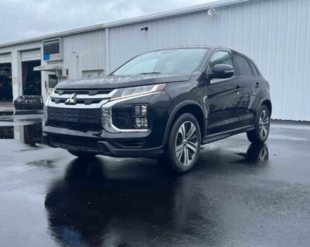 Черный Мицубиси Аутлендер, объемом двигателя 2 л и пробегом 17 тыс. км за 8800 $, фото 1 на Automoto.ua