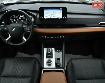 Черный Мицубиси Аутлендер, объемом двигателя 2.36 л и пробегом 20 тыс. км за 37400 $, фото 47 на Automoto.ua