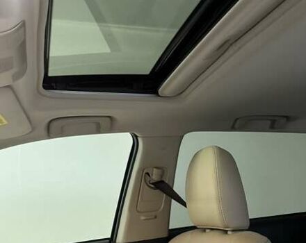 Черный Мицубиси Аутлендер, объемом двигателя 2.36 л и пробегом 60 тыс. км за 25000 $, фото 4 на Automoto.ua