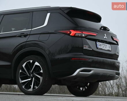 Черный Мицубиси Аутлендер, объемом двигателя 2.36 л и пробегом 20 тыс. км за 37400 $, фото 14 на Automoto.ua