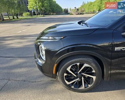 Черный Мицубиси Аутлендер, объемом двигателя 2.36 л и пробегом 37 тыс. км за 37000 $, фото 53 на Automoto.ua