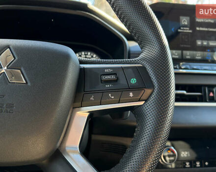 Черный Мицубиси Аутлендер, объемом двигателя 2.49 л и пробегом 6 тыс. км за 29300 $, фото 11 на Automoto.ua