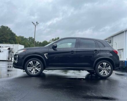 Черный Мицубиси Аутлендер, объемом двигателя 2 л и пробегом 17 тыс. км за 8800 $, фото 2 на Automoto.ua