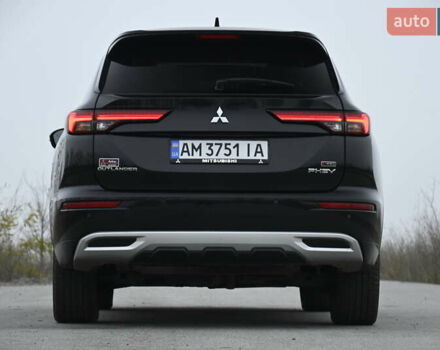 Черный Мицубиси Аутлендер, объемом двигателя 2.36 л и пробегом 20 тыс. км за 38000 $, фото 18 на Automoto.ua