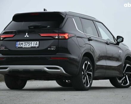 Черный Мицубиси Аутлендер, объемом двигателя 2.4 л и пробегом 20 тыс. км за 38000 $, фото 21 на Automoto.ua