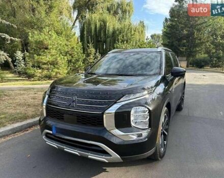 Черный Мицубиси Аутлендер, объемом двигателя 2.36 л и пробегом 37 тыс. км за 37000 $, фото 51 на Automoto.ua