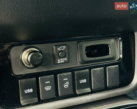 Черный Мицубиси Аутлендер, объемом двигателя 2.36 л и пробегом 64 тыс. км за 29900 $, фото 34 на Automoto.ua