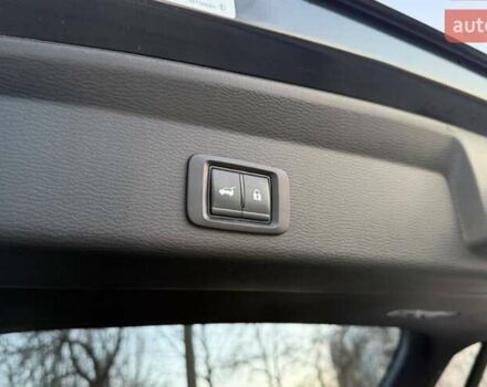 Черный Мицубиси Аутлендер, объемом двигателя 2.36 л и пробегом 37 тыс. км за 37000 $, фото 49 на Automoto.ua