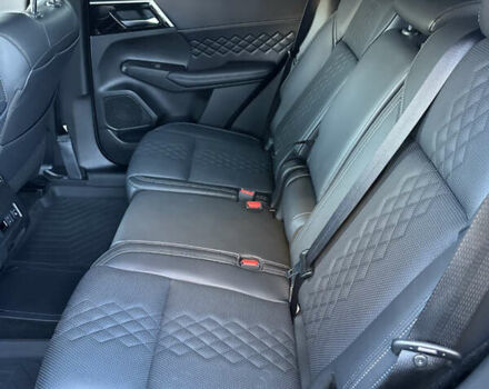 Черный Мицубиси Аутлендер, объемом двигателя 2.36 л и пробегом 21 тыс. км за 44000 $, фото 14 на Automoto.ua