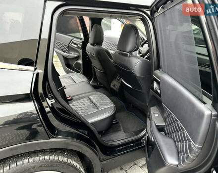 Черный Мицубиси Аутлендер, объемом двигателя 2.4 л и пробегом 56 тыс. км за 37300 $, фото 46 на Automoto.ua