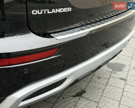 Черный Мицубиси Аутлендер, объемом двигателя 2.4 л и пробегом 56 тыс. км за 37300 $, фото 38 на Automoto.ua