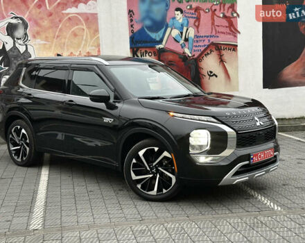 Черный Мицубиси Аутлендер, объемом двигателя 2.4 л и пробегом 56 тыс. км за 37300 $, фото 1 на Automoto.ua