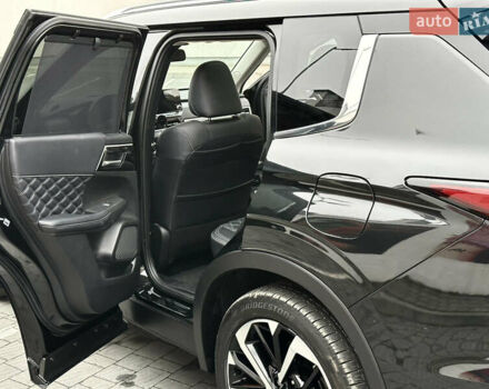 Черный Мицубиси Аутлендер, объемом двигателя 2.4 л и пробегом 56 тыс. км за 37300 $, фото 44 на Automoto.ua