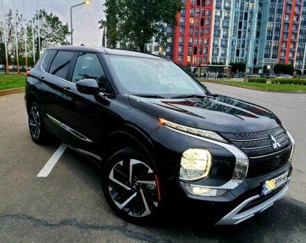 Черный Мицубиси Аутлендер, объемом двигателя 2.5 л и пробегом 5 тыс. км за 768 $, фото 2 на Automoto.ua