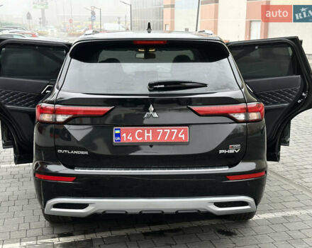 Черный Мицубиси Аутлендер, объемом двигателя 2.4 л и пробегом 56 тыс. км за 37300 $, фото 43 на Automoto.ua