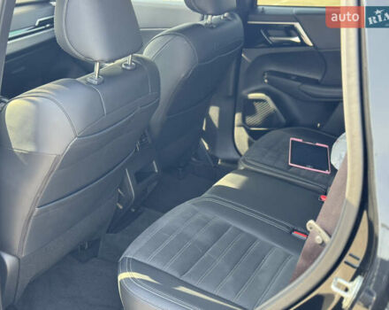 Чорний Міцубісі Аутлендер, об'ємом двигуна 2.36 л та пробігом 10 тис. км за 43500 $, фото 11 на Automoto.ua