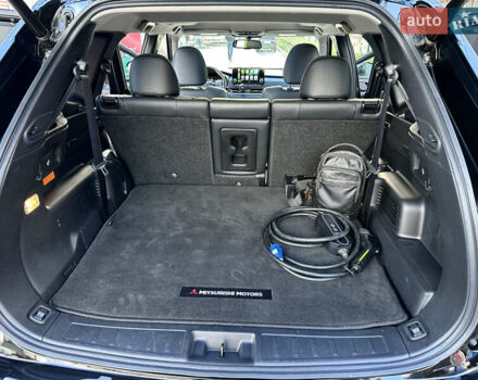 Черный Мицубиси Аутлендер, объемом двигателя 2.4 л и пробегом 56 тыс. км за 37300 $, фото 68 на Automoto.ua