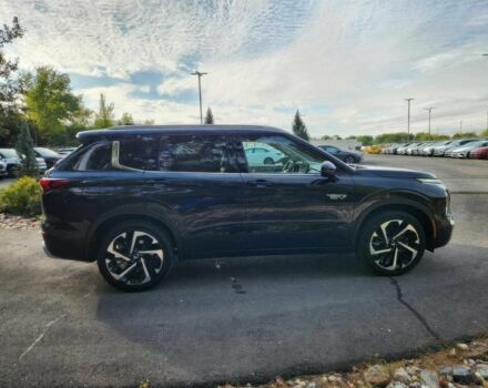 Черный Мицубиси Аутлендер, объемом двигателя 2.4 л и пробегом 26 тыс. км за 14200 $, фото 5 на Automoto.ua