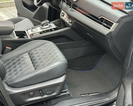 Черный Мицубиси Аутлендер, объемом двигателя 2.4 л и пробегом 56 тыс. км за 37300 $, фото 48 на Automoto.ua