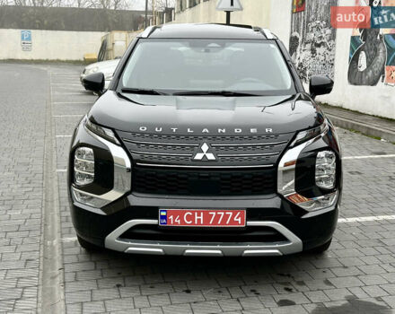 Черный Мицубиси Аутлендер, объемом двигателя 2.4 л и пробегом 56 тыс. км за 37300 $, фото 11 на Automoto.ua