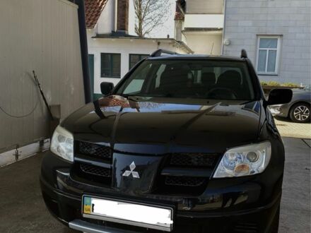Міцубісі Аутлендер 2004 у Миколаєві на Automoto.ua Чорний Міцубісі Аутлендер, об'ємом двигуна 0 л та пробігом 210 тис. км за 7897 $, фото 1 на Automoto.ua