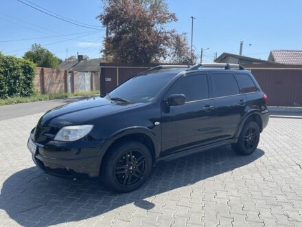 Міцубісі Аутлендер 2005 у Одесі на Automoto.ua Чорний Міцубісі Аутлендер, об'ємом двигуна 2.4 л та пробігом 226 тис. км за 6500 $, фото 1 на Automoto.ua