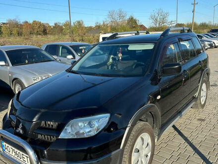 Міцубісі Аутлендер 2005 у Тячеве на Automoto.ua Чорний Міцубісі Аутлендер, об'ємом двигуна 2 л та пробігом 236 тис. км за 6500 $, фото 1 на Automoto.ua
