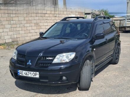 Міцубісі Аутлендер 2005 у Кам'янське (Дніпродзержинськ) на Automoto.ua Чорний Міцубісі Аутлендер, об'ємом двигуна 2.4 л та пробігом 224 тис. км за 6400 $, фото 1 на Automoto.ua