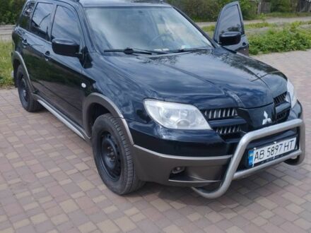 Міцубісі Аутлендер 2005 у Кропивницькому (Кіровограді) на Automoto.ua Чорний Міцубісі Аутлендер, об'ємом двигуна 0 л та пробігом 3 тис. км за 6700 $, фото 1 на Automoto.ua