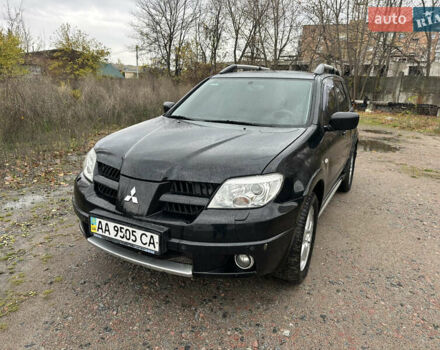 Міцубісі Аутлендер 2006 у Василькове на Automoto.ua Чорний Міцубісі Аутлендер, об'ємом двигуна 2.38 л та пробігом 220 тис. км за 4300 $, фото 1 на Automoto.ua