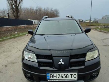 Міцубісі Аутлендер 2006 у Бершаде на Automoto.ua Чорний Міцубісі Аутлендер, об'ємом двигуна 2.4 л та пробігом 251 тис. км за 6500 $, фото 1 на Automoto.ua