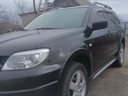 Міцубісі Аутлендер 2007 у Кропивницькому (Кіровограді) на Automoto.ua Чорний Міцубісі Аутлендер, об'ємом двигуна 2 л та пробігом 234 тис. км за 5000 $, фото 1 на Automoto.ua