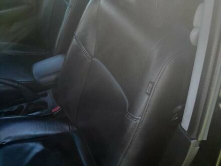 Міцубісі Аутлендер 2008 у Еланце на Automoto.ua Чорний Міцубісі Аутлендер, об'ємом двигуна 2.38 л та пробігом 161 тис. км за 7500 $, фото 1 на Automoto.ua