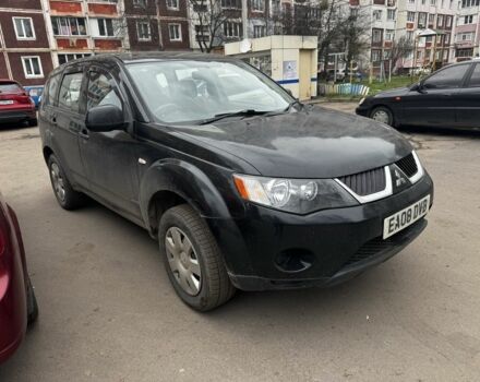 Черный Мицубиси Аутлендер, объемом двигателя 0 л и пробегом 180 тыс. км за 2800 $, фото 1 на Automoto.ua